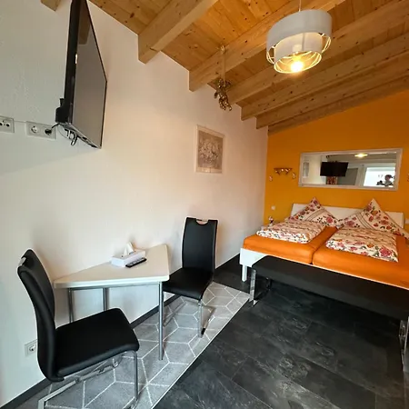 Gaestehaus Jupp Und Kerstin Korz Gbr *